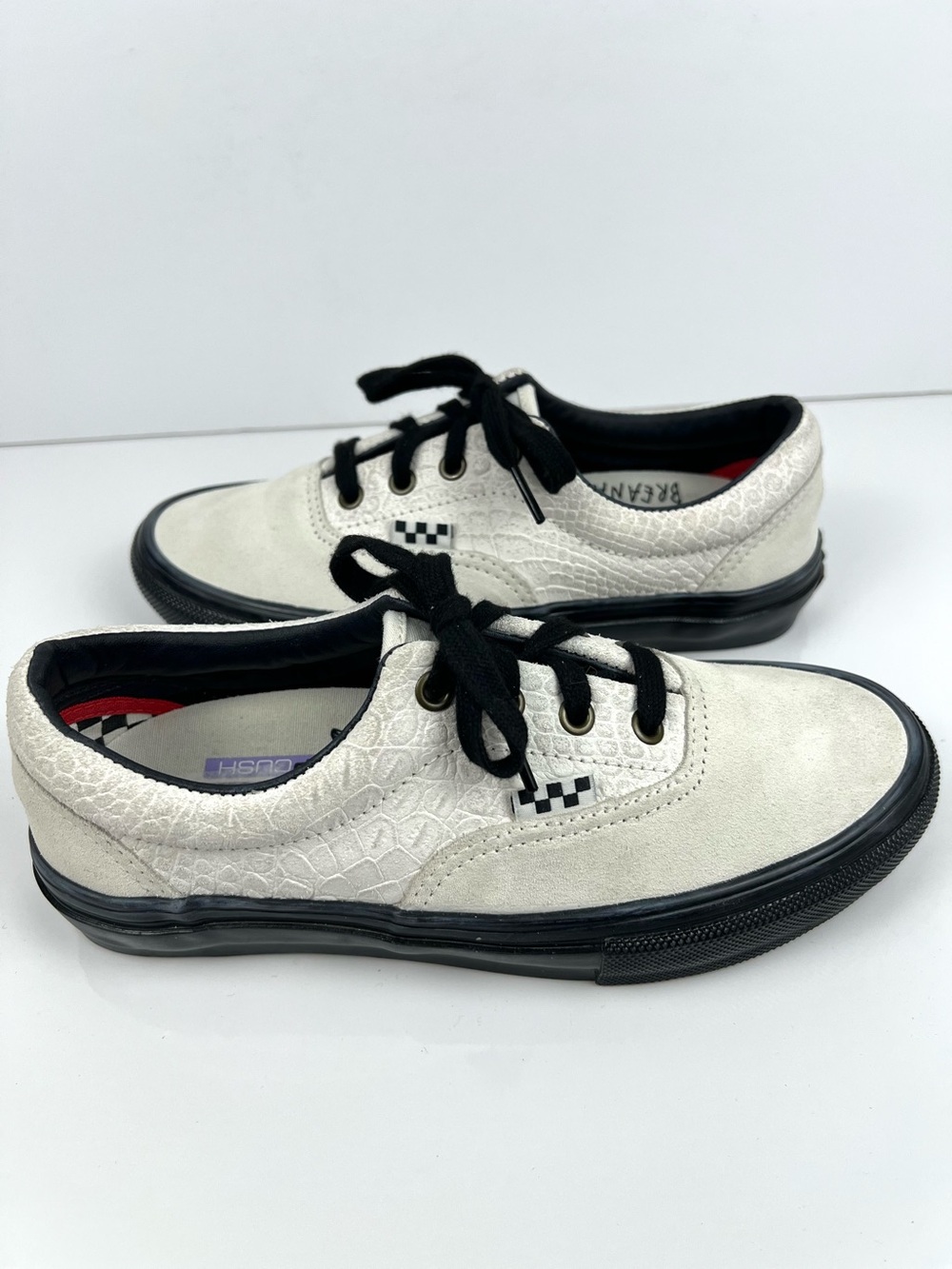Vans X Breana Geering Skater Suede Sneaker sz W7.0 M5.5 Off White/Black Casual